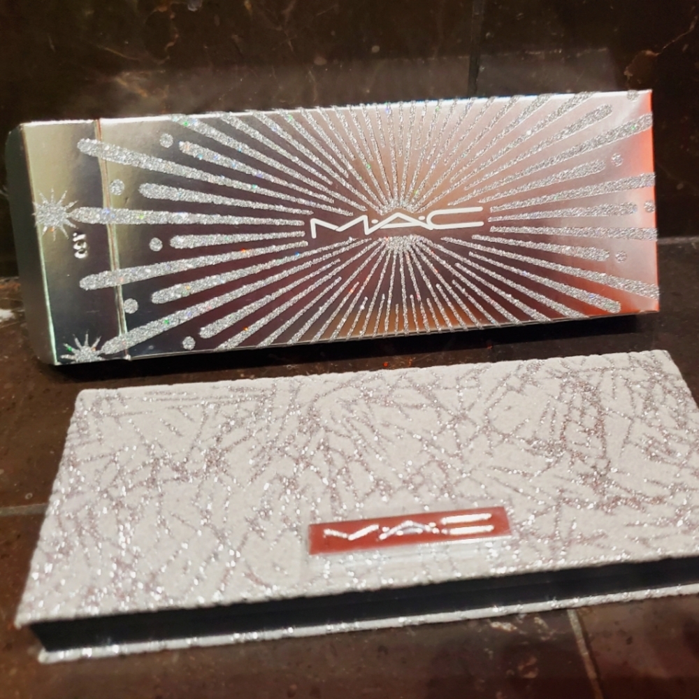 MAC makeup palette